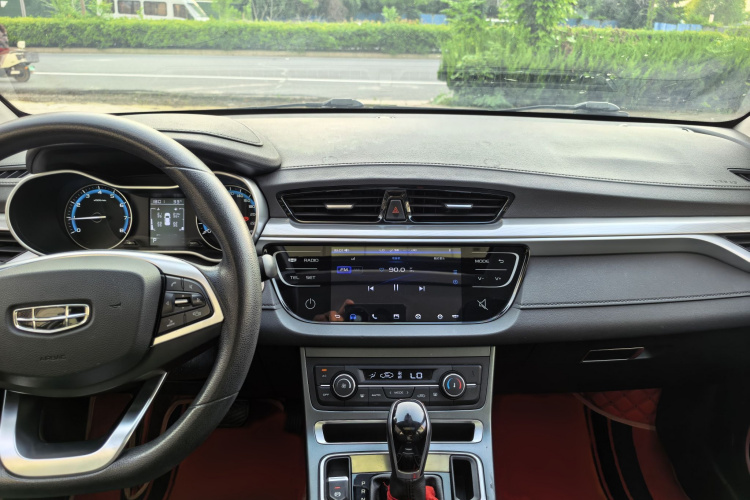 GEELY Emgrand 2021 car image #15