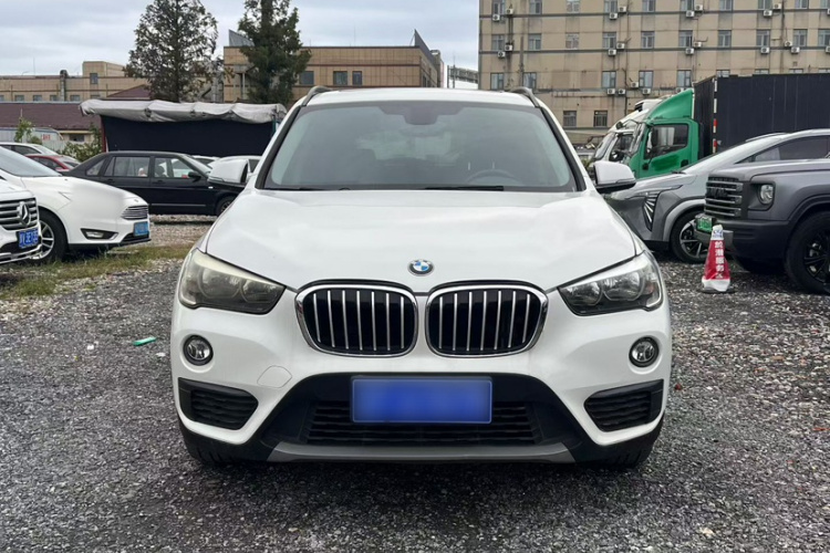 BMW X1 2017 #5 BMW X1 2017 car image #5