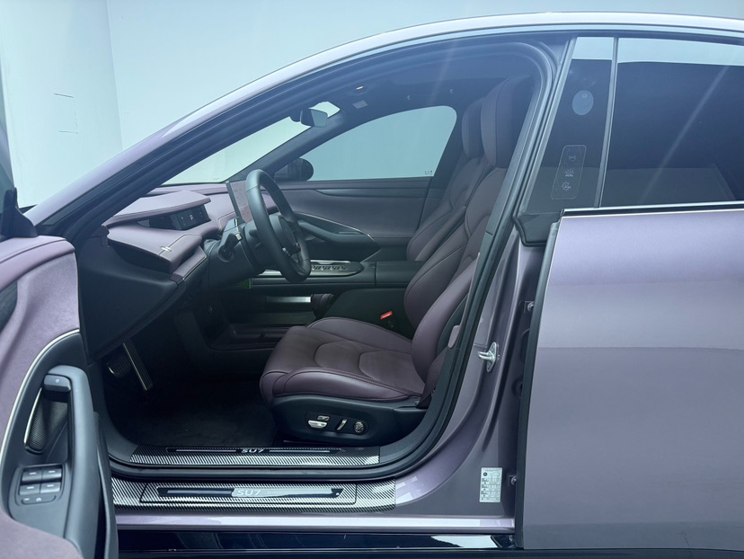 MI SU7 2024 car image #8