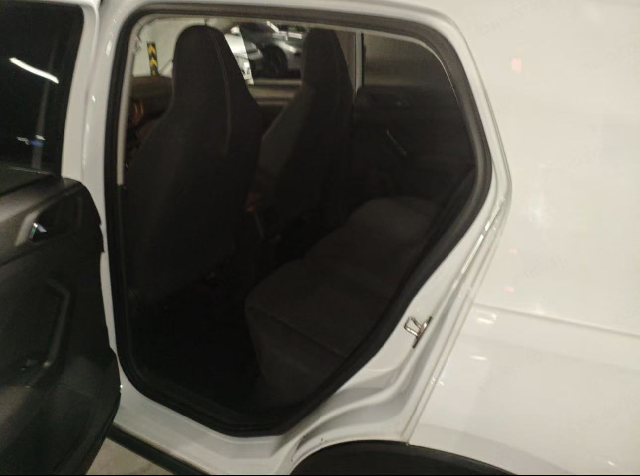 Volkswagen T-Cross 2023 imagen de coche #4