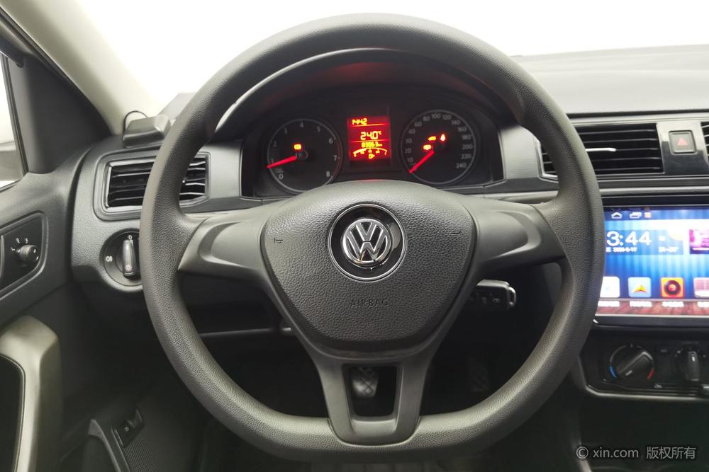 Volkswagen Santana 2016 #13 Volkswagen Santana 2016 car image #13