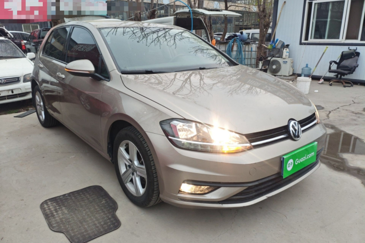 Volkswagen Golf 2019 #4 Volkswagen Golf 2019 car image #4