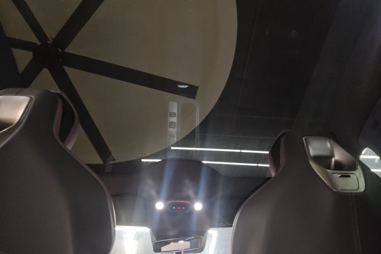 MI SU7 2025 image de voiture #20