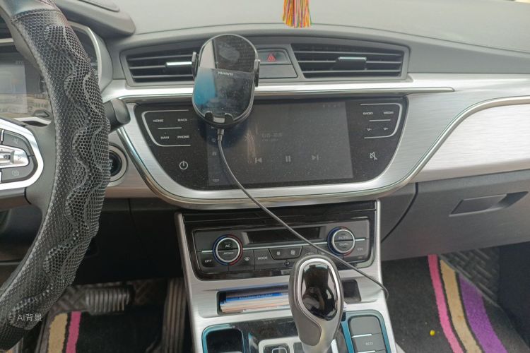 GEELY Emgrand GS 2019 car image #15