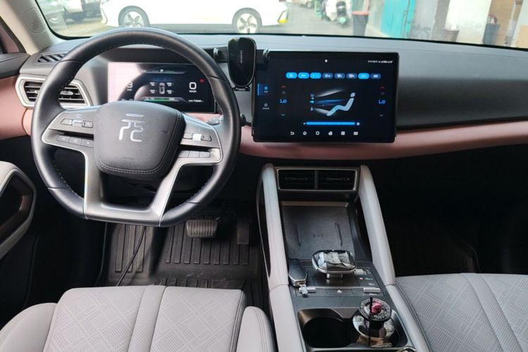 BYD YuanUP 2024 #10 BYD YuanUP 2024 car image #10