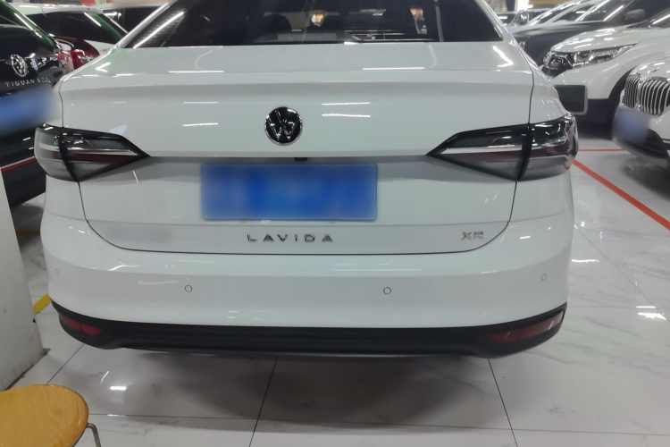 Volkswagen Lavida 2023 car image #6
