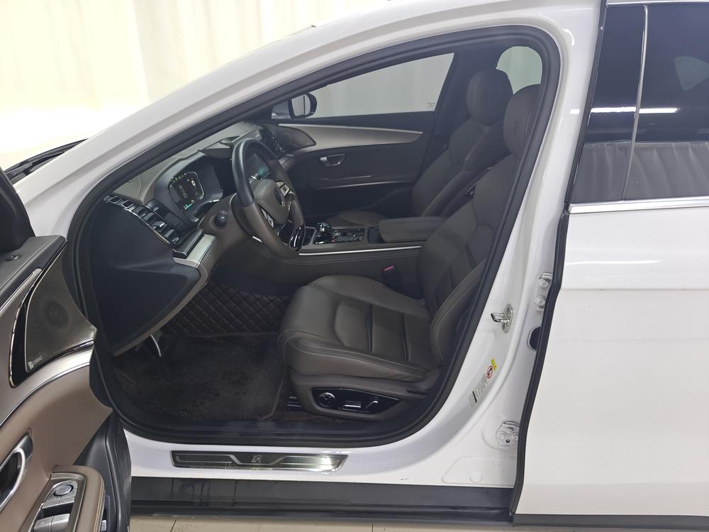BYD Han 2021 car image #17