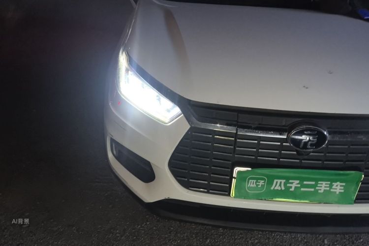 BYD Yuan New Energy 2019 #8 BYD Yuan New Energy 2019 car image #8