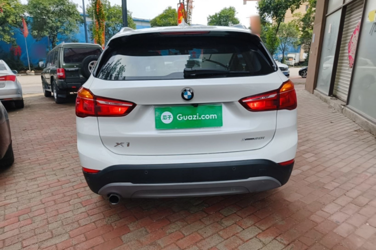 BMW X1 2018 #6 BMW X1 2018 car image #6