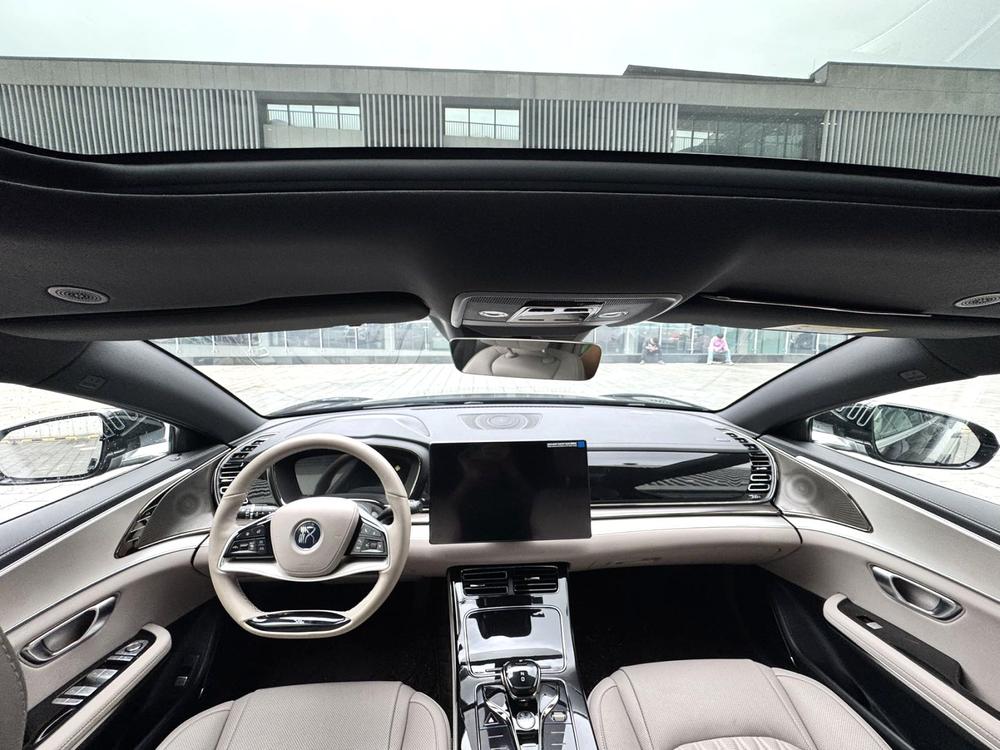 BYD Han 2024 car image #11