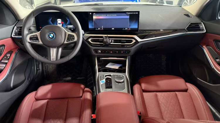 BMW i3 2023 car image #4
