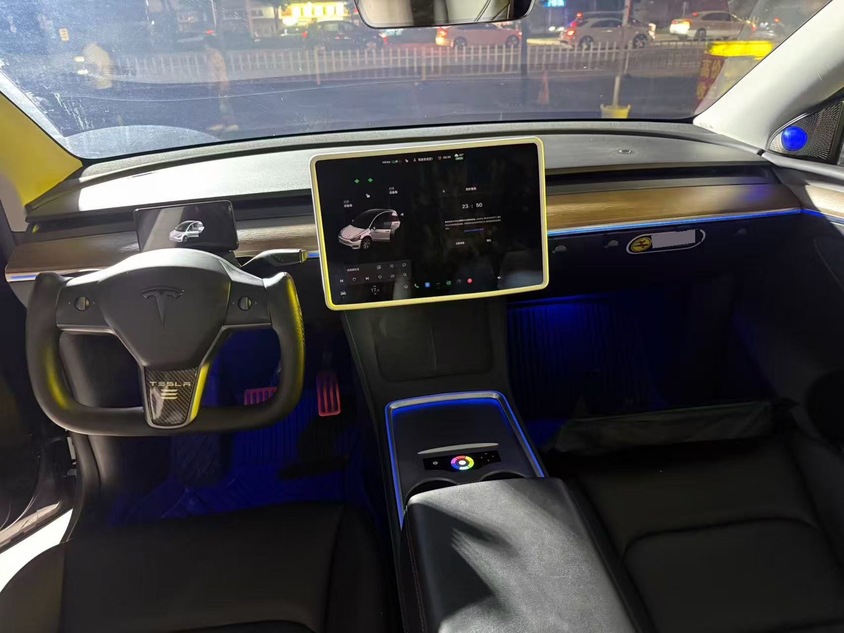 Tesla Model Y 2022 car image #4