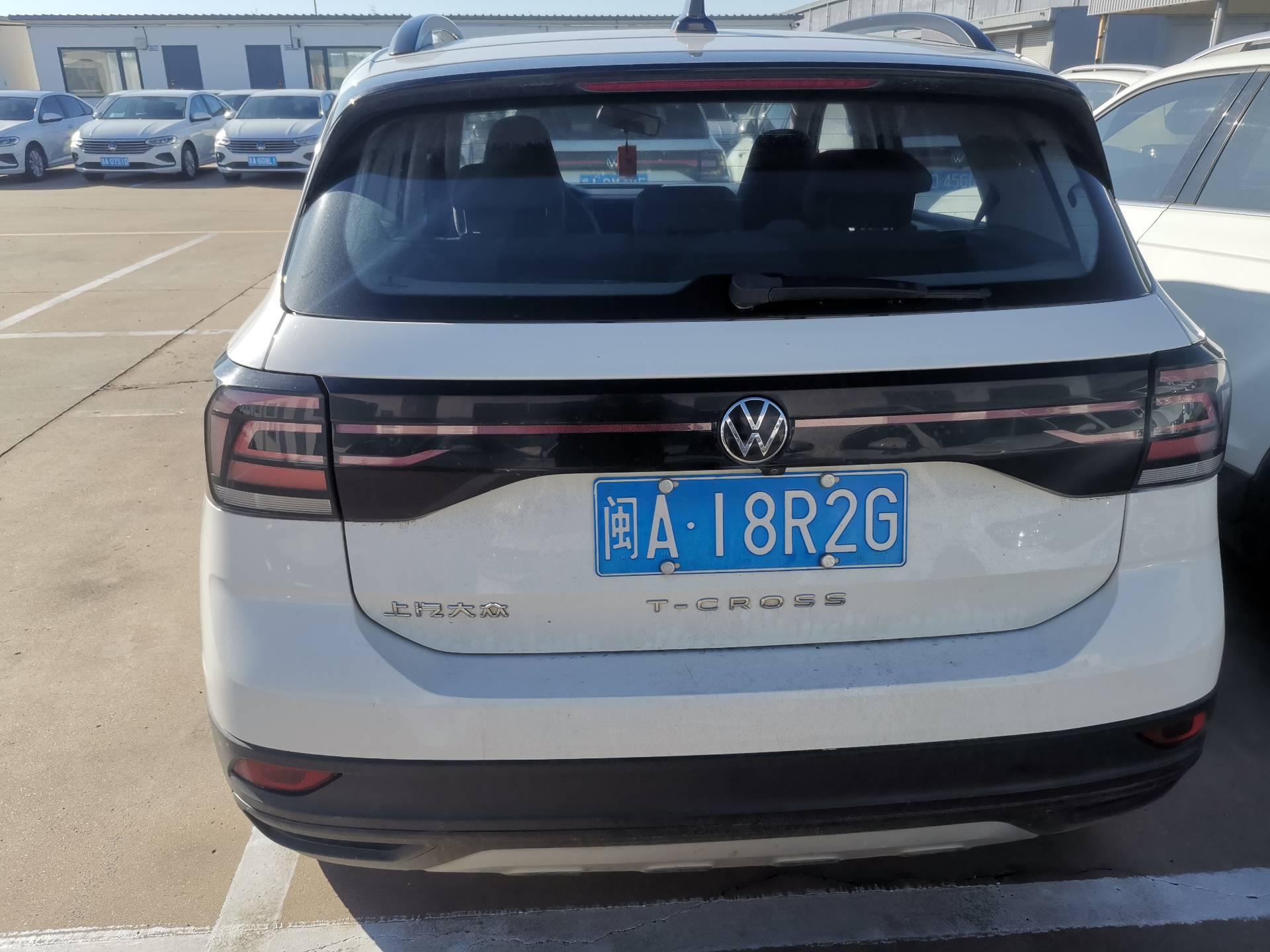 Volkswagen T-Cross 2023 #5 Volkswagen T-Cross 2023 صورة سيارة #5