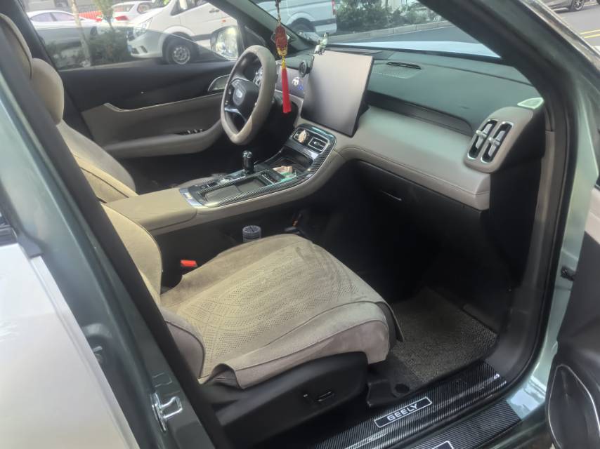 GEELY Boyue L 2025 #3 GEELY Boyue L 2025 изображение автомобиля #3