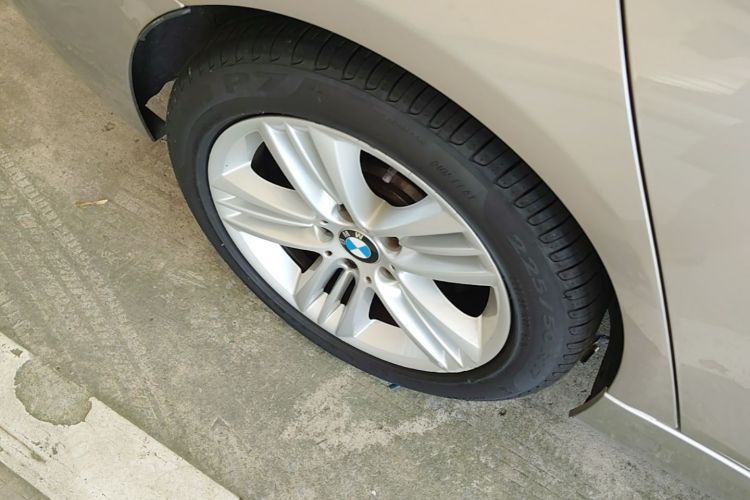 BMW 3 Series 2017 #10 BMW 3 Series 2017 car image #10