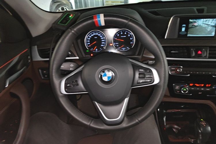 BMW X1 2019 car image #11