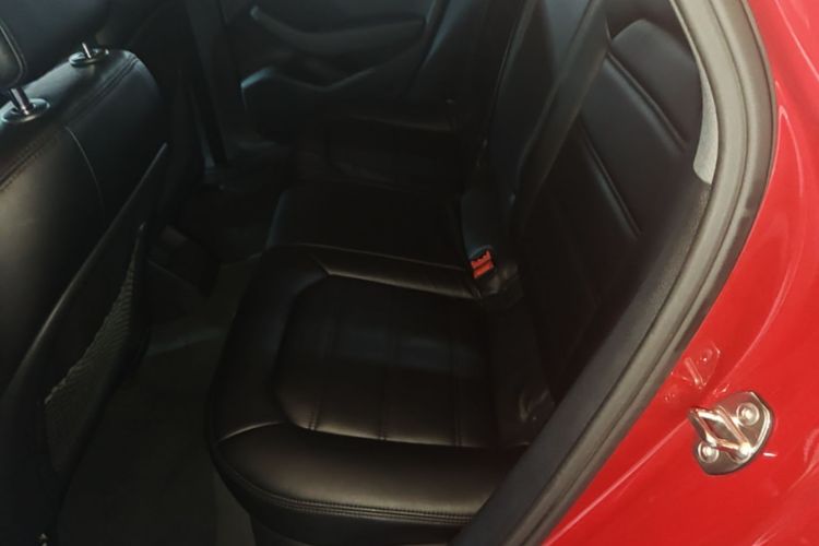 Audi A3 2018 car image #17