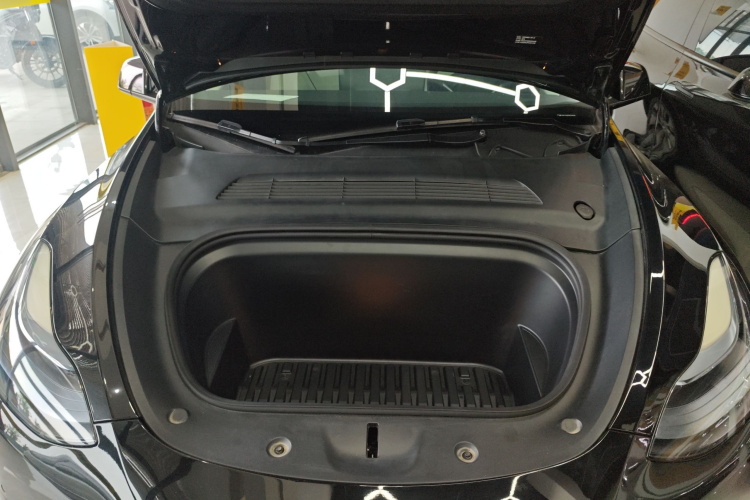 Tesla Model Y 2023 #22 Tesla Model Y 2023 car image #22