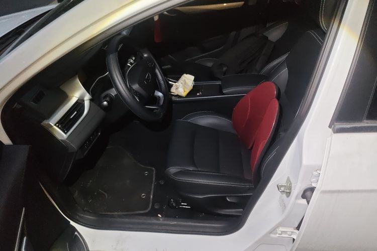 GEELY Emgrand 2021 #17 GEELY Emgrand 2021 car image #17