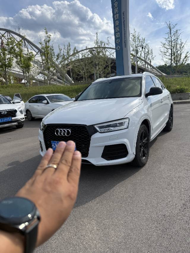 Audi Q3 2018 #2 Audi Q3 2018 car image #2