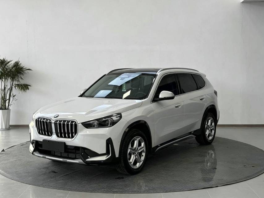 BMW X1 2024 BMW X1 2024 car image