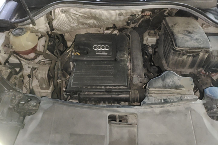 Audi Q3 2018 #19 Audi Q3 2018 car image #19
