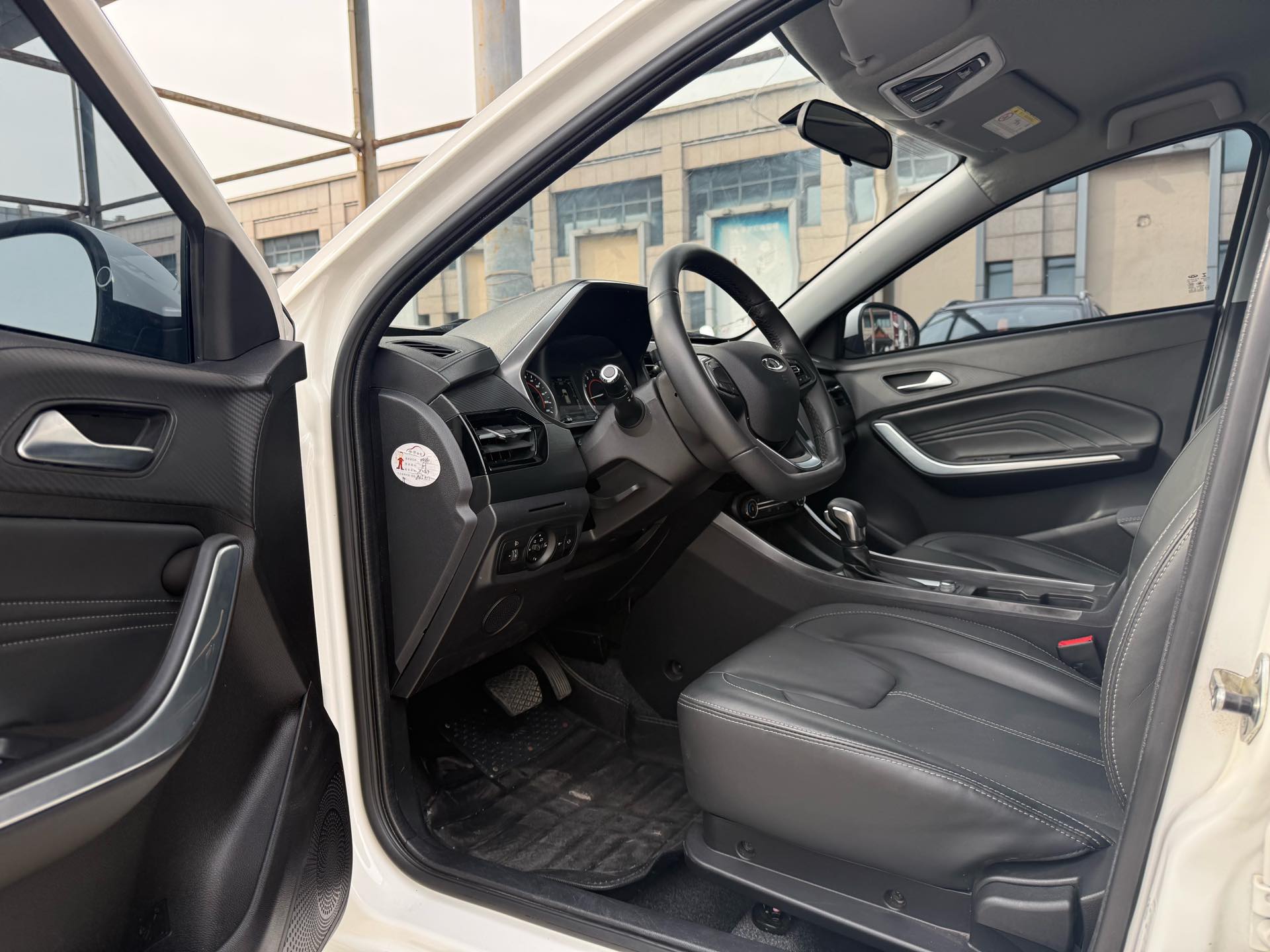 Chery Tiggo 3x 2021 immagine di auto #7