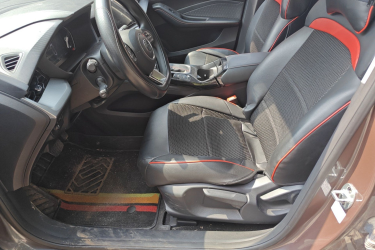 MG 5 2022 image de voiture #15