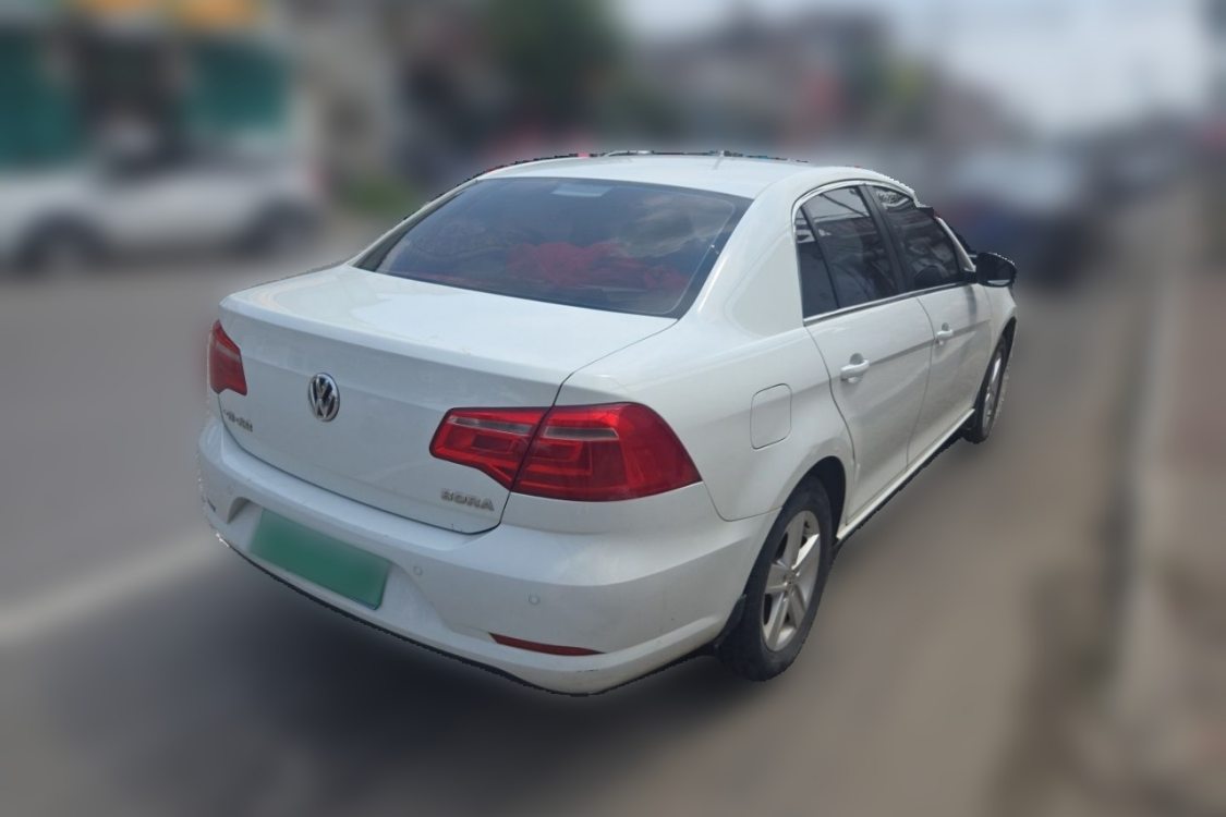 Volkswagen Bora 2015 car image #4