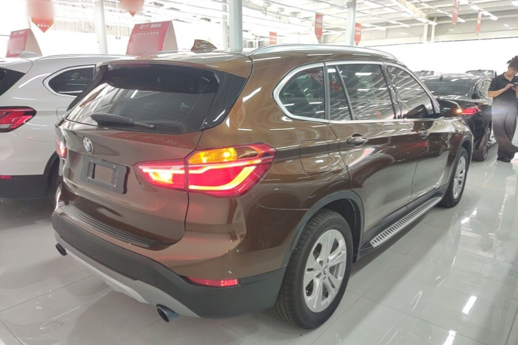 BMW X1 2017 #7 BMW X1 2017 immagine di auto #7