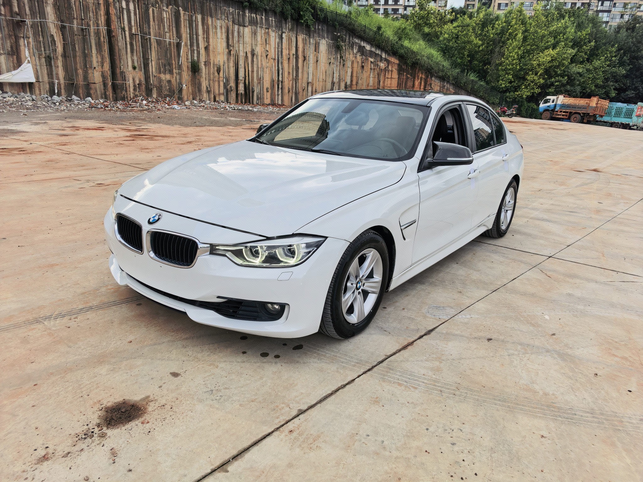 BMW 3 Series 2013 BMW 3 Series 2013 car image