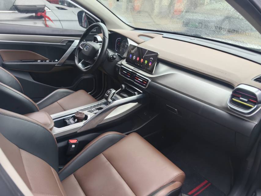 GEELY Coolray 2019 immagine di auto #5