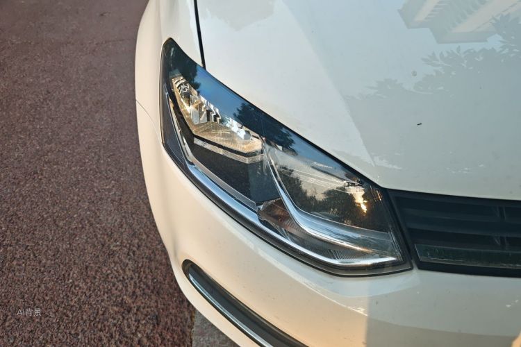 Volkswagen Polo 2019 car image #8