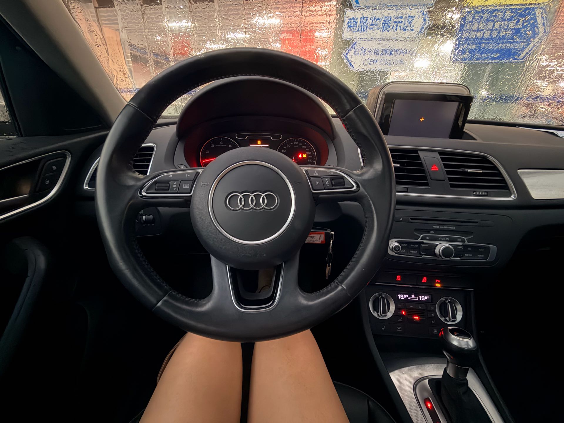 Audi Q3 2016 #8 Audi Q3 2016 изображение автомобиля #8