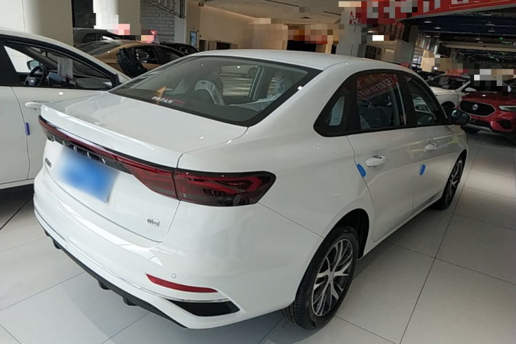 GEELY Emgrand 2026 #5 GEELY Emgrand 2026 car image #5