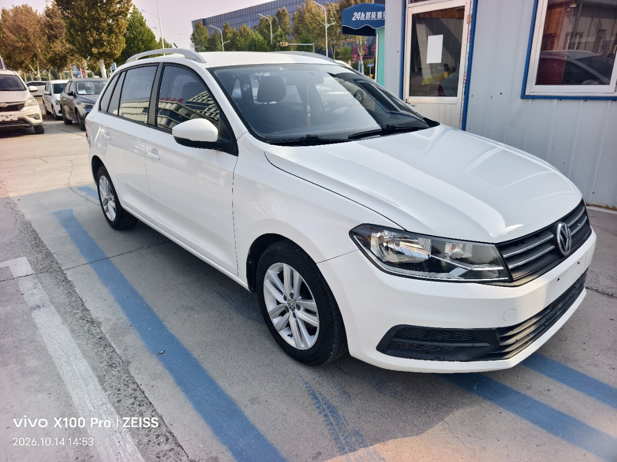Volkswagen Santana 2017 #3 Volkswagen Santana 2017 صورة سيارة #3