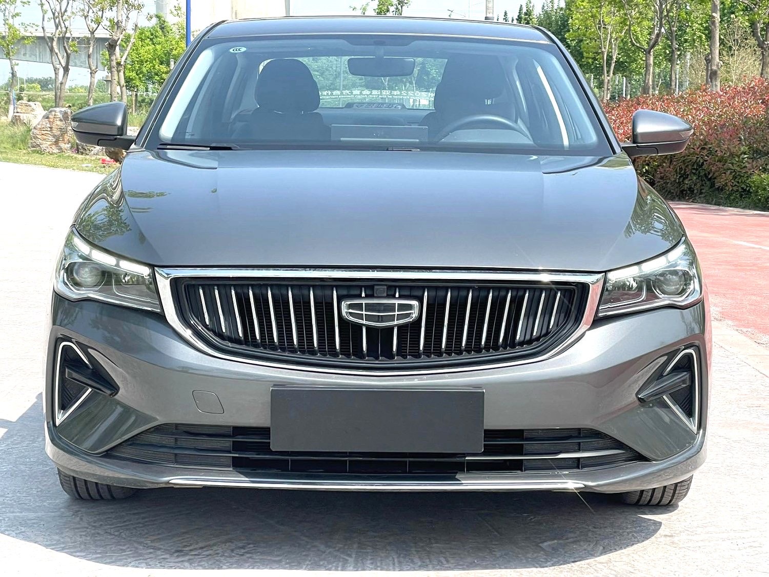 GEELY Emgrand 2023 immagine di auto #2