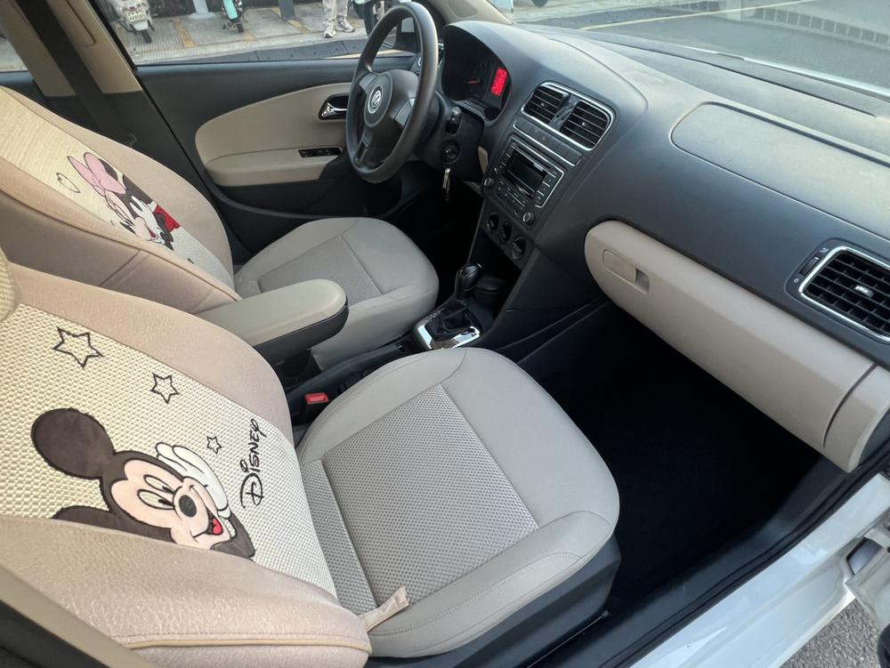 Volkswagen Polo 2013 car image #7