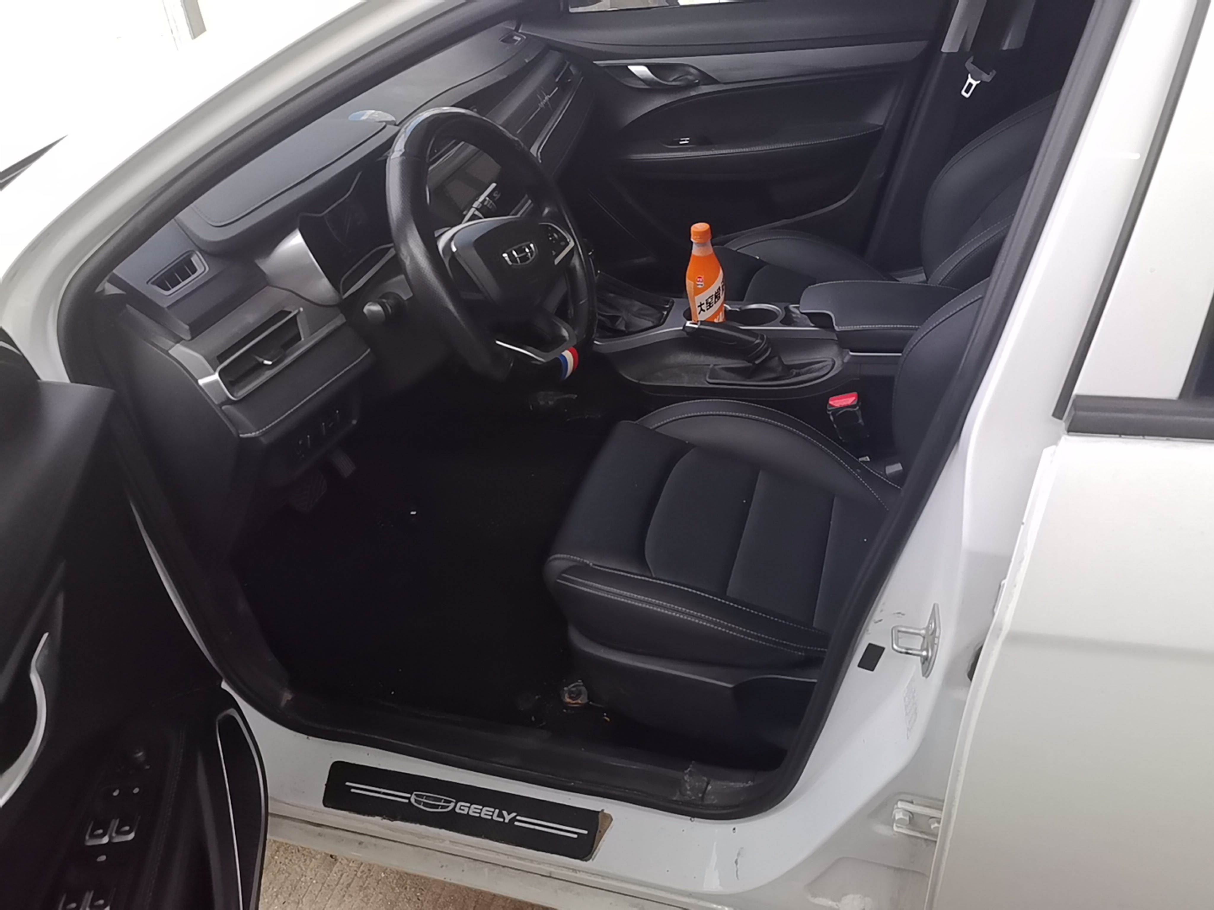 GEELY Emgrand 2022 car image #4