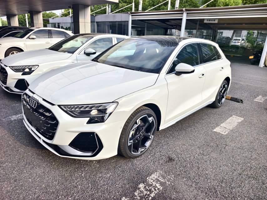 2026 2026 immagine di auto