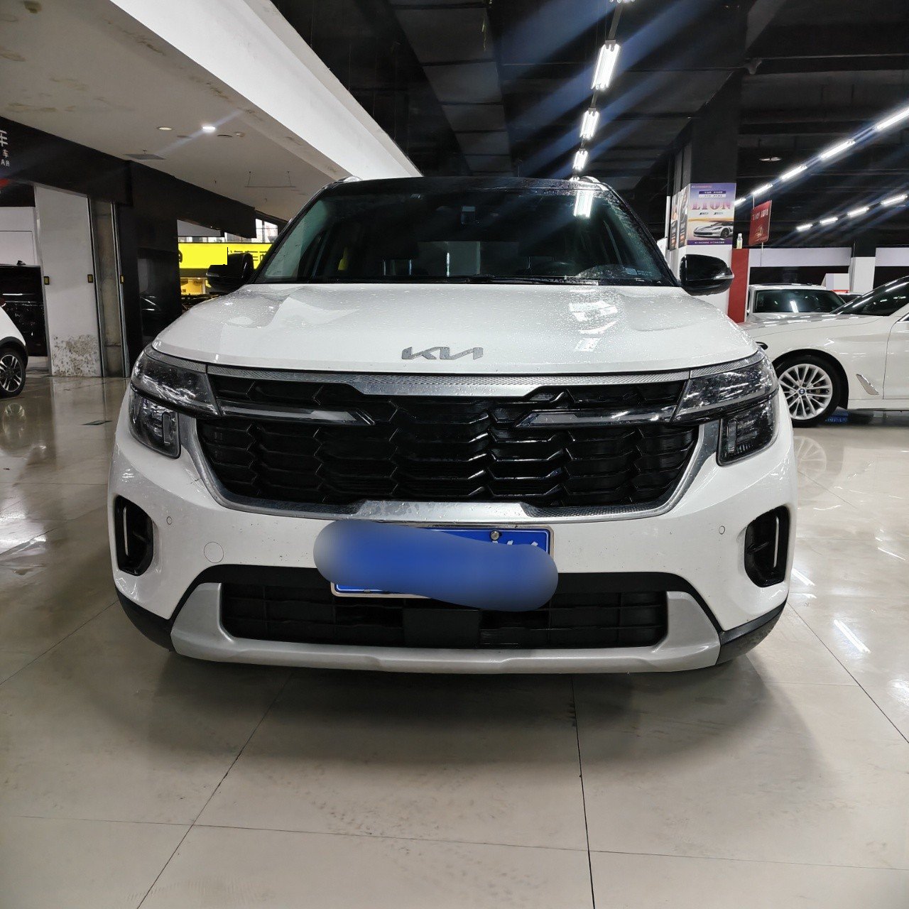 Kia Seltos 2023 immagine di auto #2