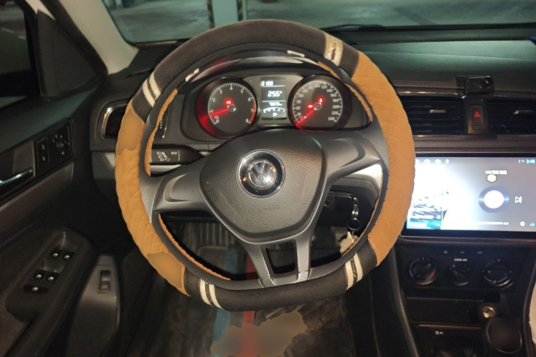 Volkswagen Lavida 2019 #11 Volkswagen Lavida 2019 car image #11
