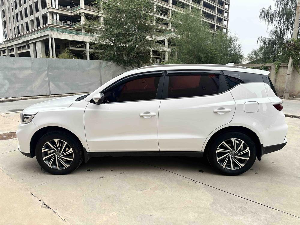 GEELY Vision X6 2020 car image #4
