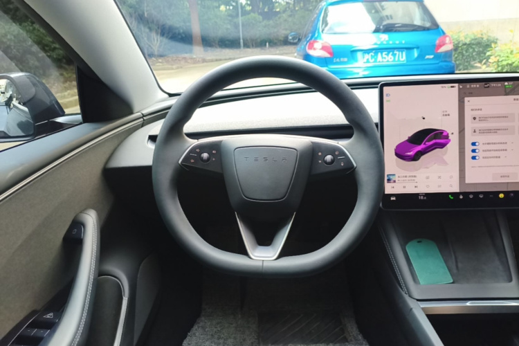 Tesla Model 3 2025 #11 Tesla Model 3 2025 car image #11