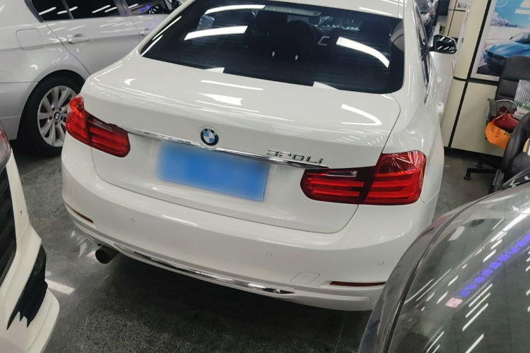 BMW 3 Series 2015 صورة سيارة #5