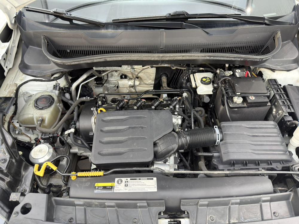 Volkswagen T-Cross 2023 immagine di auto #7