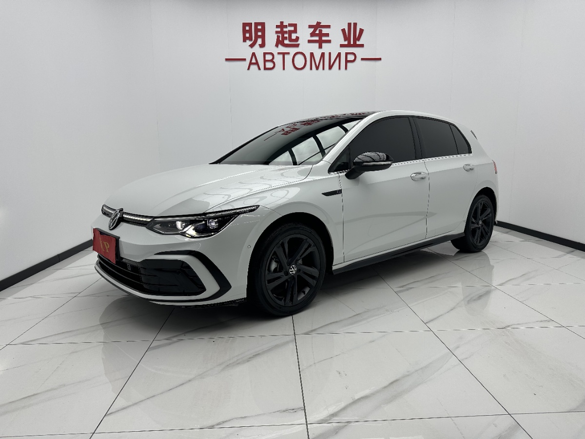 2023 2023 immagine di auto
