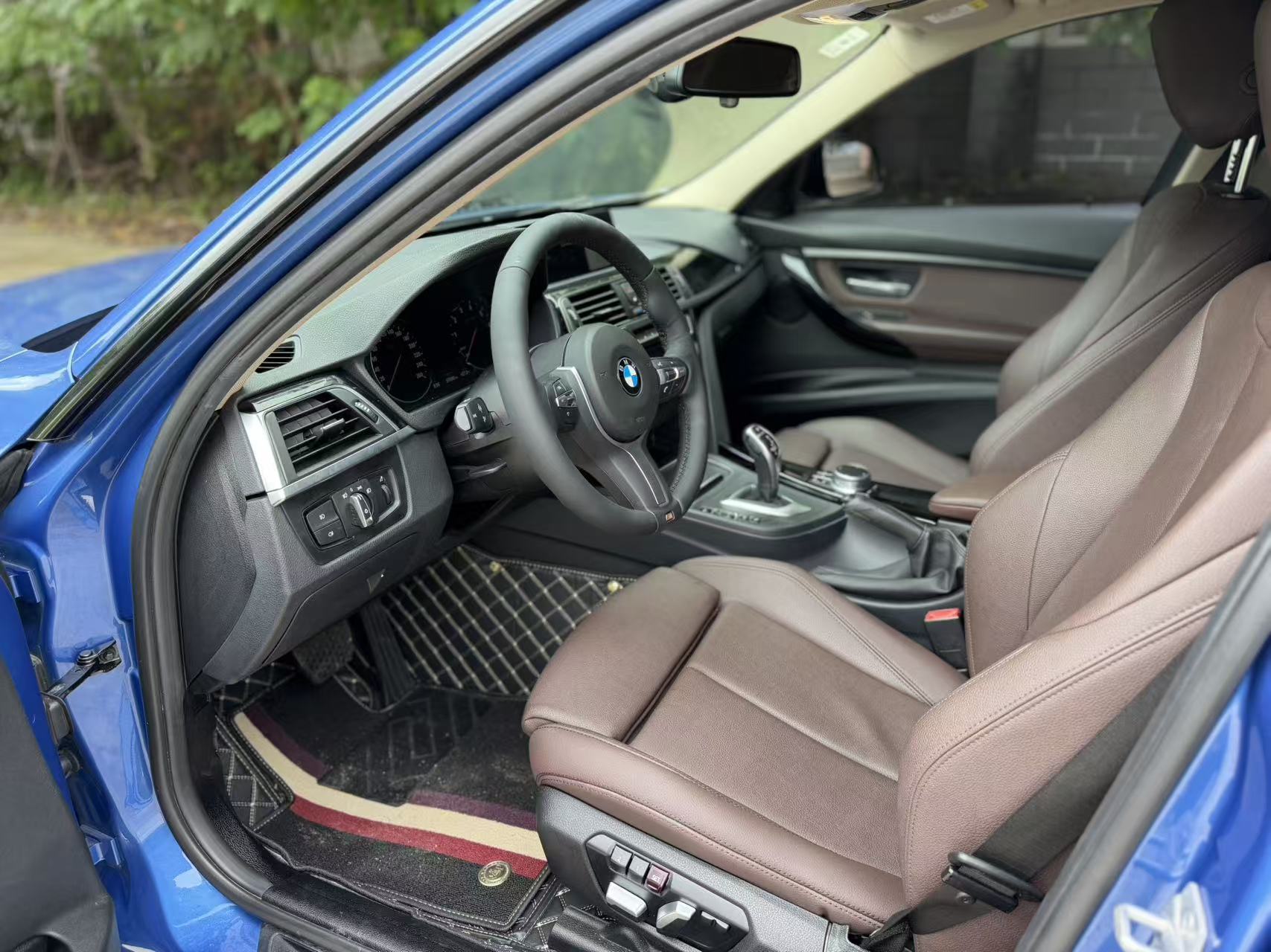 BMW 3 Series 2018 #5 BMW 3 Series 2018 car image #5