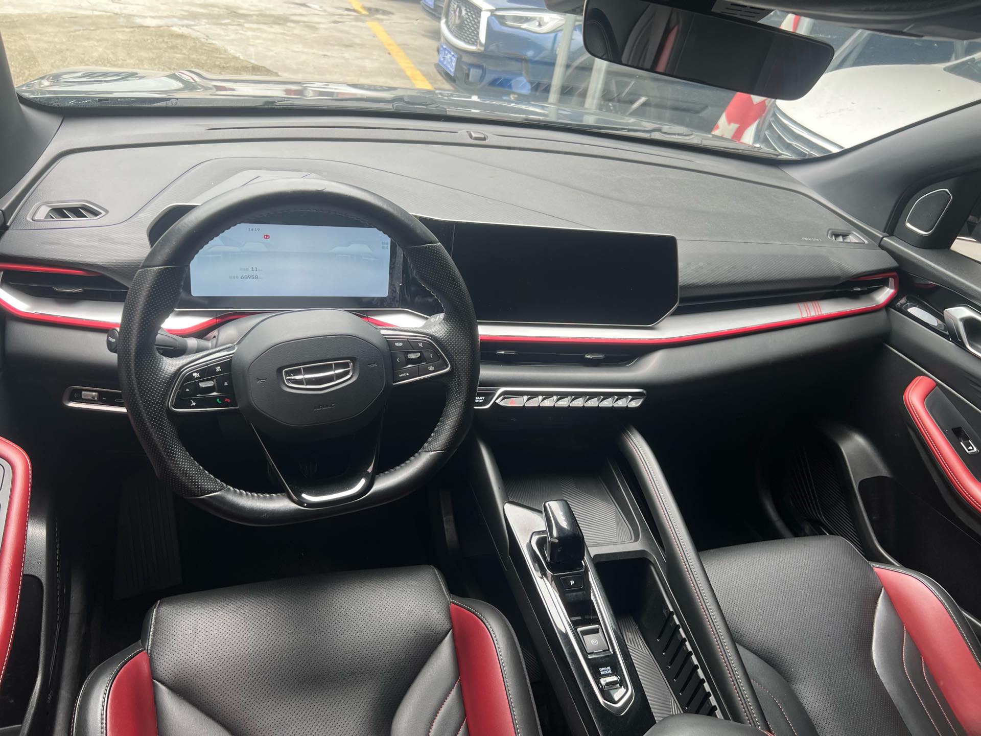 GEELY Coolray 2022 imagem de carro #4