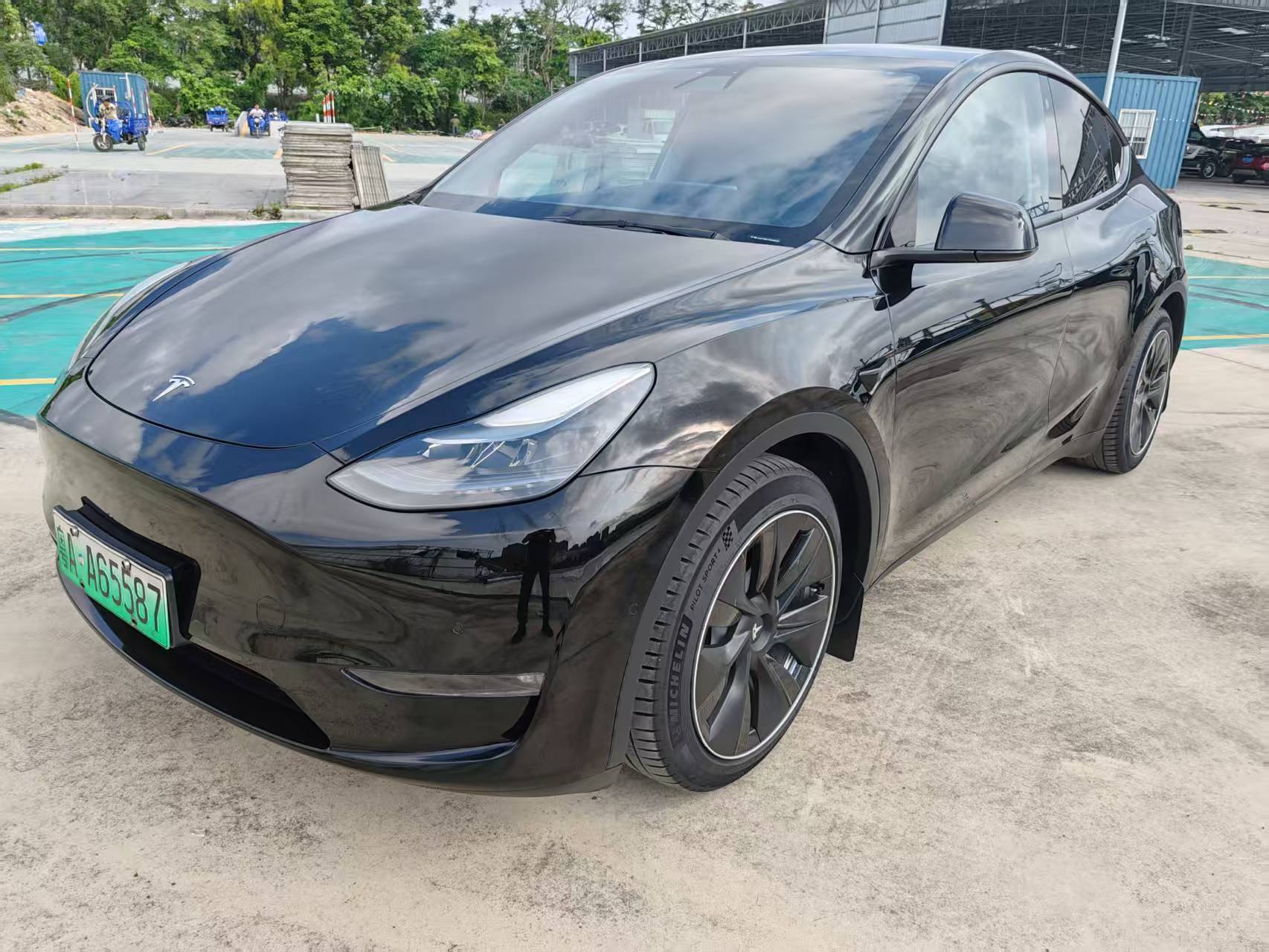 Tesla Model Y 2021 Tesla Model Y 2021 car image